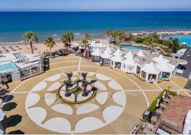 Beach Villa 韦尔都勒博 外观 照片